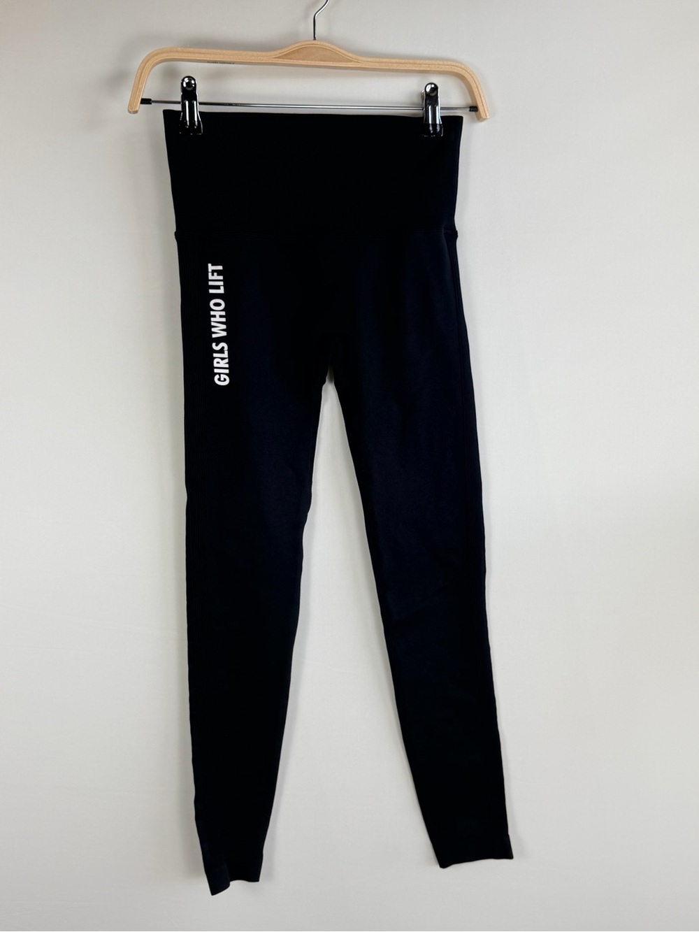 Girls Who Lift Women’s Small Black Scrunch Butt Seamless Gym Leggings